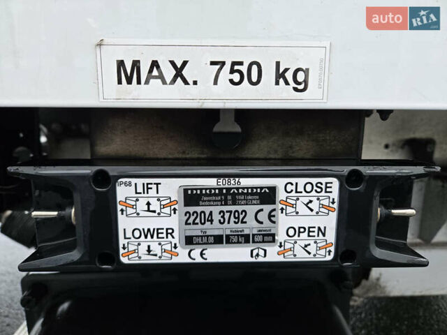 Білий Опель Movano, об'ємом двигуна 2.2 л та пробігом 190 тис. км за 26899 $, фото 7 на Automoto.ua