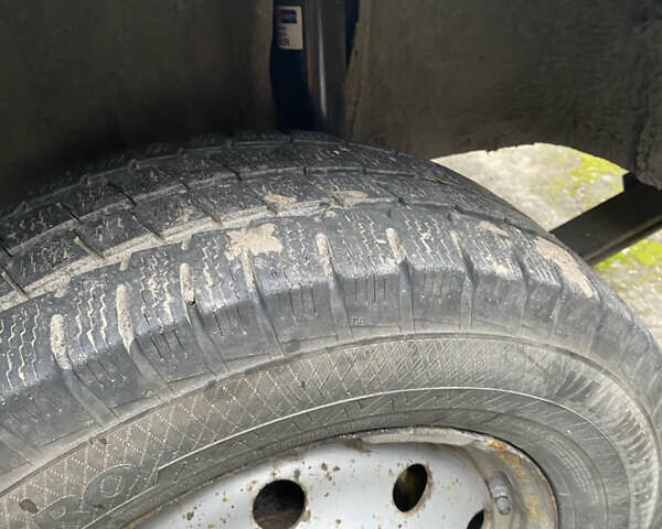 Білий Опель Movano, об'ємом двигуна 2.46 л та пробігом 410 тис. км за 4750 $, фото 7 на Automoto.ua