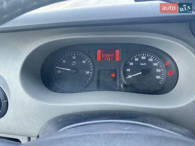 Белый Опель Movano, объемом двигателя 2.46 л и пробегом 572 тыс. км за 8500 $, фото 2 на Automoto.ua