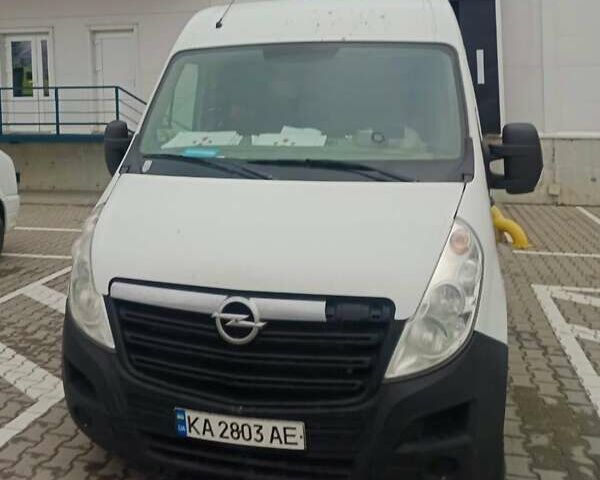 Белый Опель Movano, объемом двигателя 2.3 л и пробегом 925 тыс. км за 9900 $, фото 2 на Automoto.ua