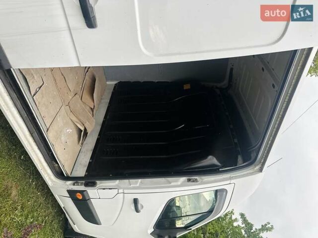 Белый Опель Movano, объемом двигателя 2.3 л и пробегом 308 тыс. км за 14000 $, фото 11 на Automoto.ua