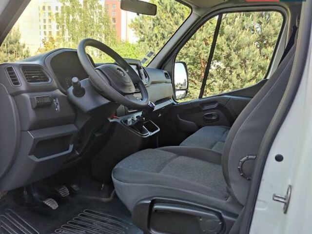 Білий Опель Movano, об'ємом двигуна 2.3 л та пробігом 178 тис. км за 21300 $, фото 35 на Automoto.ua