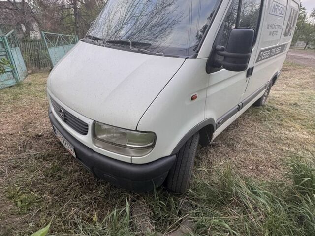 Белый Опель Movano, объемом двигателя 2.8 л и пробегом 435 тыс. км за 2600 $, фото 1 на Automoto.ua