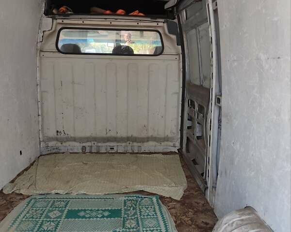Білий Опель Movano, об'ємом двигуна 2.5 л та пробігом 480 тис. км за 4200 $, фото 2 на Automoto.ua
