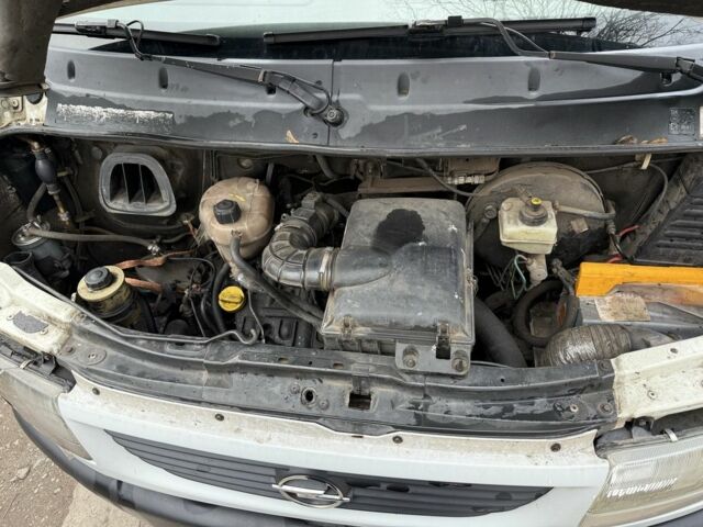 Білий Опель Movano, об'ємом двигуна 2.2 л та пробігом 555 тис. км за 2500 $, фото 8 на Automoto.ua