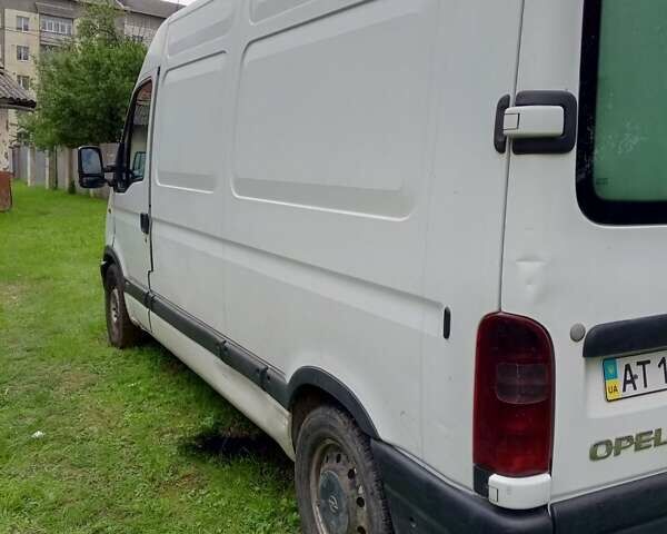 Белый Опель Movano, объемом двигателя 2.2 л и пробегом 220 тыс. км за 3700 $, фото 7 на Automoto.ua