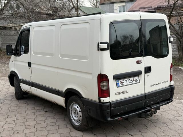 Білий Опель Movano, об'ємом двигуна 2.2 л та пробігом 555 тис. км за 2500 $, фото 6 на Automoto.ua