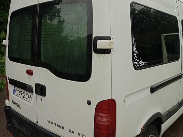 Белый Опель Movano, объемом двигателя 2.8 л и пробегом 218 тыс. км за 3900 $, фото 3 на Automoto.ua
