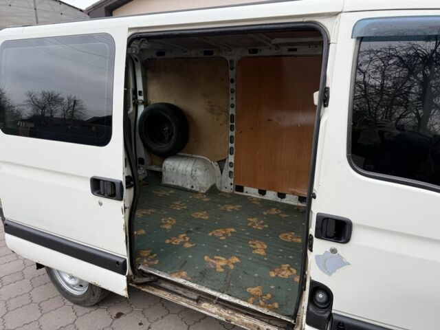 Білий Опель Movano, об'ємом двигуна 2.2 л та пробігом 555 тис. км за 2500 $, фото 14 на Automoto.ua