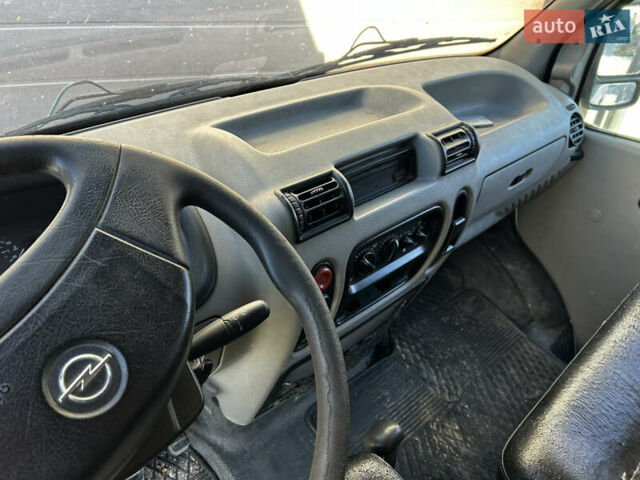 Білий Опель Movano, об'ємом двигуна 0 л та пробігом 281 тис. км за 4900 $, фото 8 на Automoto.ua