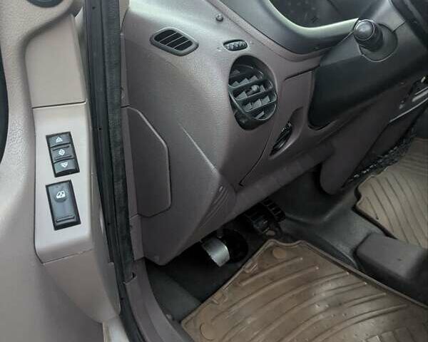 Белый Опель Movano, объемом двигателя 0 л и пробегом 650 тыс. км за 2300 $, фото 11 на Automoto.ua