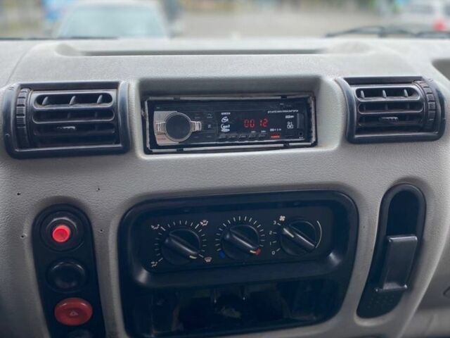 Білий Опель Movano, об'ємом двигуна 2.5 л та пробігом 400 тис. км за 2999 $, фото 4 на Automoto.ua