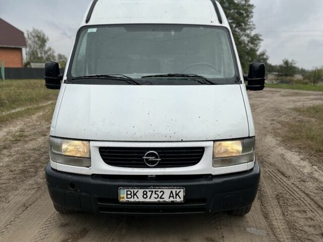 Білий Опель Movano, об'ємом двигуна 10 л та пробігом 30 тис. км за 4000 $, фото 2 на Automoto.ua