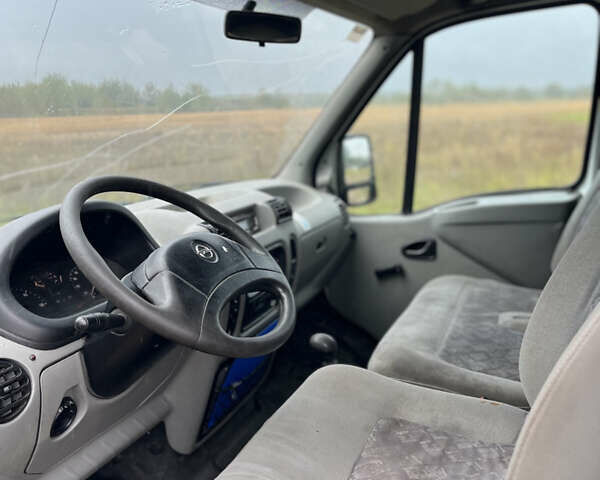 Білий Опель Movano, об'ємом двигуна 2.5 л та пробігом 4 тис. км за 3500 $, фото 3 на Automoto.ua