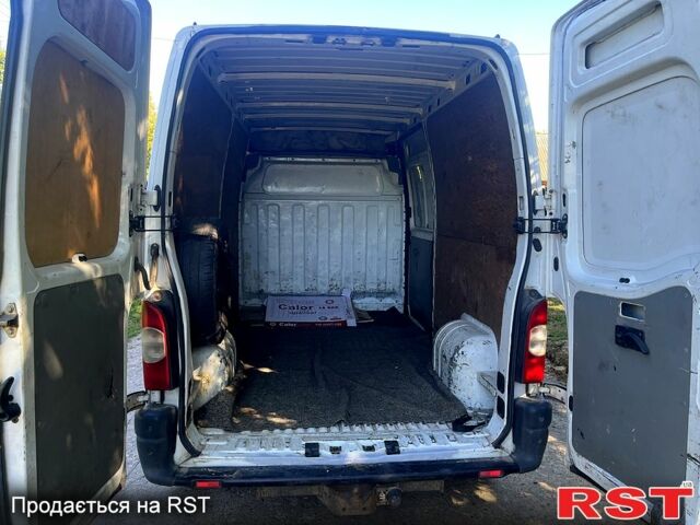 Опель Movano 2004 в Ахтырке на Automoto.ua Белый Опель Movano, объемом двигателя 2.5 л и пробегом 398 тыс. км за 7200 $, фото 5 на Automoto.ua