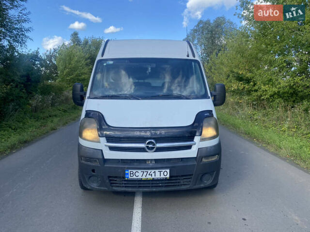 Білий Опель Movano, об'ємом двигуна 2.46 л та пробігом 426 тис. км за 5900 $, фото 3 на Automoto.ua