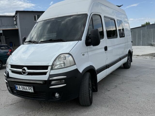 Білий Опель Movano, об'ємом двигуна 3 л та пробігом 400 тис. км за 6900 $, фото 1 на Automoto.ua