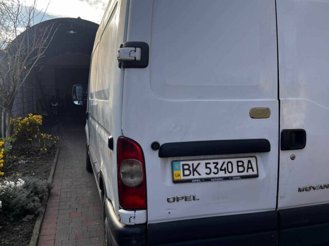 Белый Опель Movano, объемом двигателя 2.5 л и пробегом 372 тыс. км за 6700 $, фото 5 на Automoto.ua