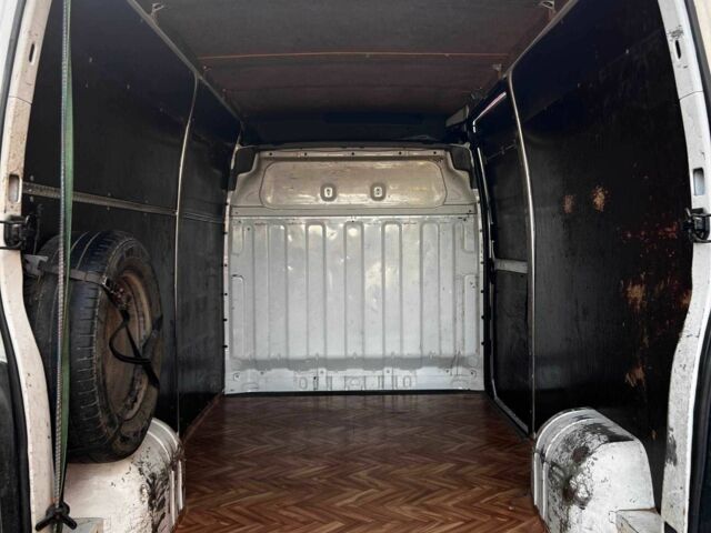 Белый Опель Movano, объемом двигателя 2.5 л и пробегом 372 тыс. км за 6700 $, фото 6 на Automoto.ua