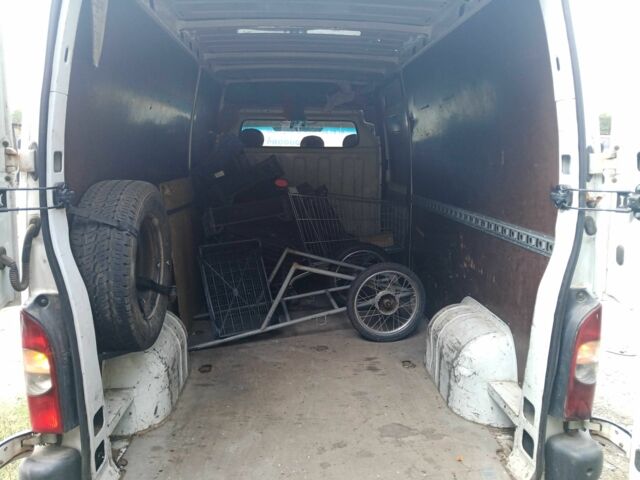 Белый Опель Movano, объемом двигателя 2.5 л и пробегом 419 тыс. км за 6700 $, фото 8 на Automoto.ua