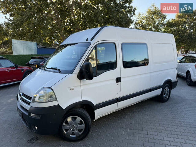 Белый Опель Movano, объемом двигателя 2.46 л и пробегом 318 тыс. км за 6900 $, фото 5 на Automoto.ua