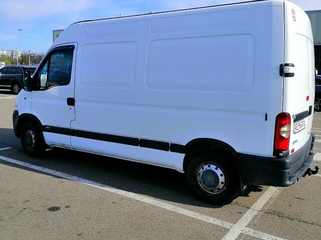 Белый Опель Movano, объемом двигателя 2.5 л и пробегом 300 тыс. км за 6500 $, фото 7 на Automoto.ua