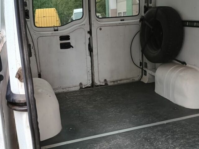 Белый Опель Movano, объемом двигателя 2.5 л и пробегом 440 тыс. км за 6900 $, фото 13 на Automoto.ua