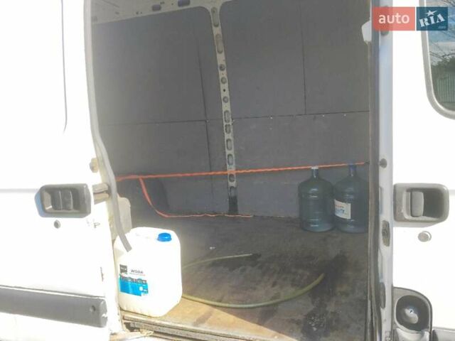 Белый Опель Movano, объемом двигателя 2.95 л и пробегом 411 тыс. км за 5200 $, фото 12 на Automoto.ua