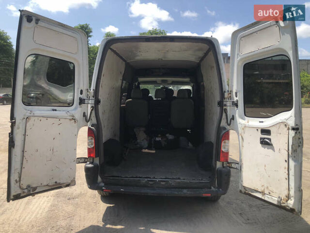 Белый Опель Movano, объемом двигателя 2.46 л и пробегом 248 тыс. км за 7500 $, фото 4 на Automoto.ua