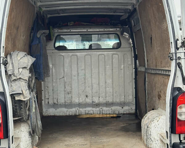 Белый Опель Movano, объемом двигателя 2.46 л и пробегом 460 тыс. км за 6200 $, фото 12 на Automoto.ua