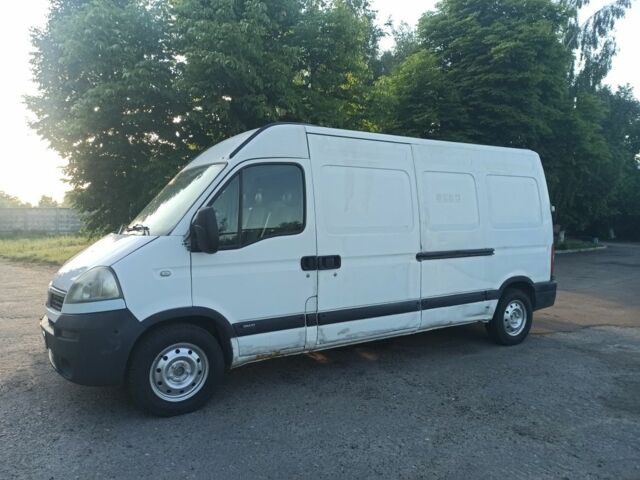 Белый Опель Movano, объемом двигателя 2.5 л и пробегом 282 тыс. км за 4400 $, фото 4 на Automoto.ua