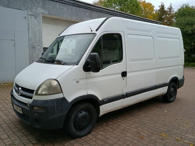 Белый Опель Movano, объемом двигателя 2.5 л и пробегом 440 тыс. км за 6900 $, фото 1 на Automoto.ua