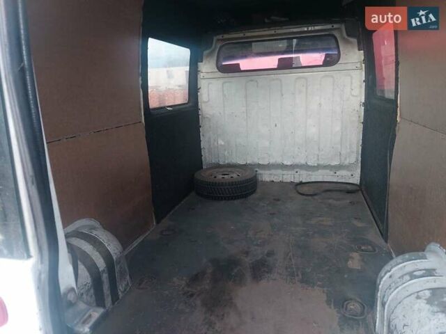 Белый Опель Movano, объемом двигателя 2.46 л и пробегом 730 тыс. км за 5500 $, фото 11 на Automoto.ua