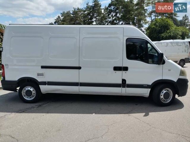 Белый Опель Movano, объемом двигателя 2.46 л и пробегом 454 тыс. км за 8800 $, фото 2 на Automoto.ua