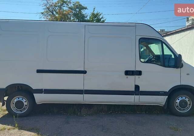 Белый Опель Movano, объемом двигателя 2.5 л и пробегом 670 тыс. км за 7500 $, фото 3 на Automoto.ua