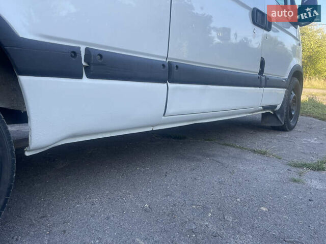 Білий Опель Movano, об'ємом двигуна 2.46 л та пробігом 41 тис. км за 7700 $, фото 9 на Automoto.ua
