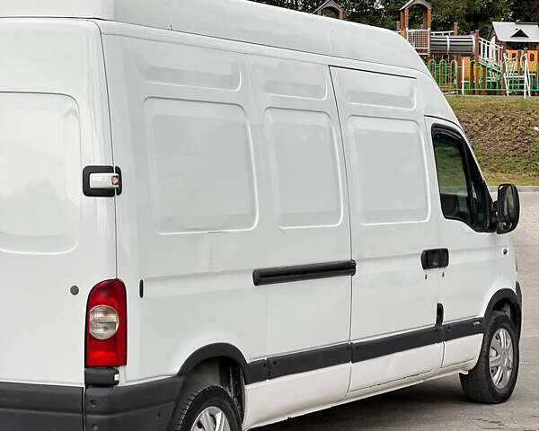 Білий Опель Movano, об'ємом двигуна 2.5 л та пробігом 641 тис. км за 10500 $, фото 4 на Automoto.ua