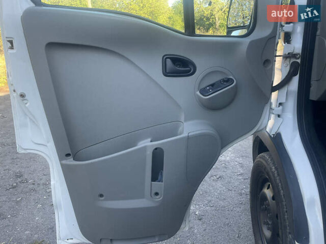 Білий Опель Movano, об'ємом двигуна 2.46 л та пробігом 41 тис. км за 7700 $, фото 15 на Automoto.ua