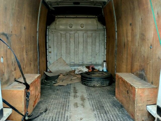 Білий Опель Movano, об'ємом двигуна 2.5 л та пробігом 490 тис. км за 6600 $, фото 4 на Automoto.ua