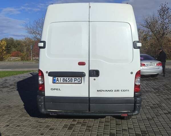 Белый Опель Movano, объемом двигателя 2.46 л и пробегом 220 тыс. км за 7800 $, фото 3 на Automoto.ua