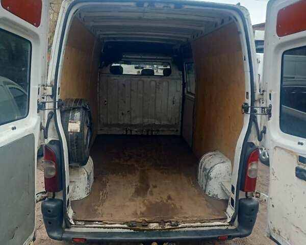 Белый Опель Movano, объемом двигателя 2.5 л и пробегом 693 тыс. км за 6500 $, фото 6 на Automoto.ua