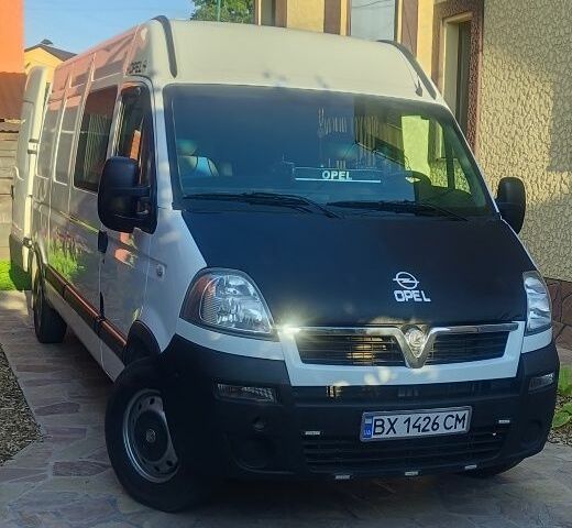 Белый Опель Movano, объемом двигателя 0.25 л и пробегом 250 тыс. км за 8600 $, фото 2 на Automoto.ua