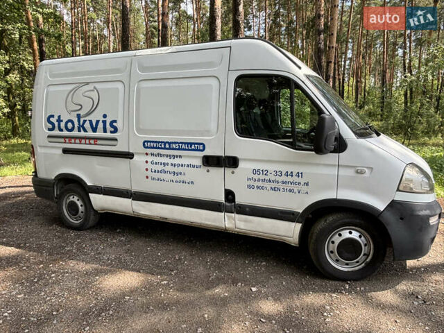 Белый Опель Movano, объемом двигателя 2.5 л и пробегом 411 тыс. км за 7600 $, фото 2 на Automoto.ua