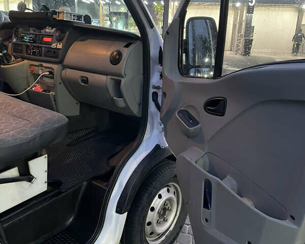 Білий Опель Movano, об'ємом двигуна 2.46 л та пробігом 525 тис. км за 6500 $, фото 6 на Automoto.ua