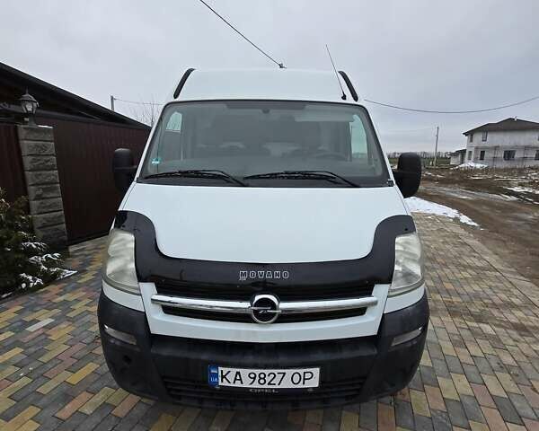 Белый Опель Movano, объемом двигателя 2.5 л и пробегом 89 тыс. км за 8700 $, фото 7 на Automoto.ua