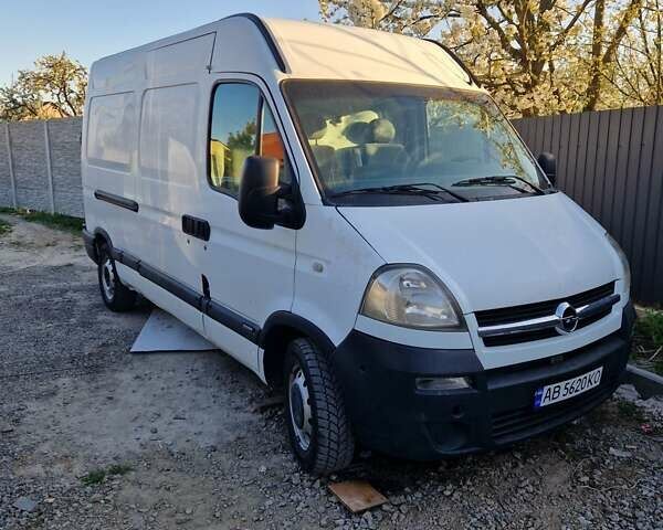 Белый Опель Movano, объемом двигателя 2.46 л и пробегом 411 тыс. км за 7000 $, фото 6 на Automoto.ua