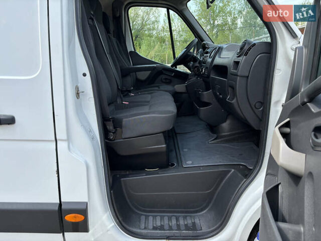 Белый Опель Movano, объемом двигателя 2.3 л и пробегом 390 тыс. км за 9999 $, фото 12 на Automoto.ua