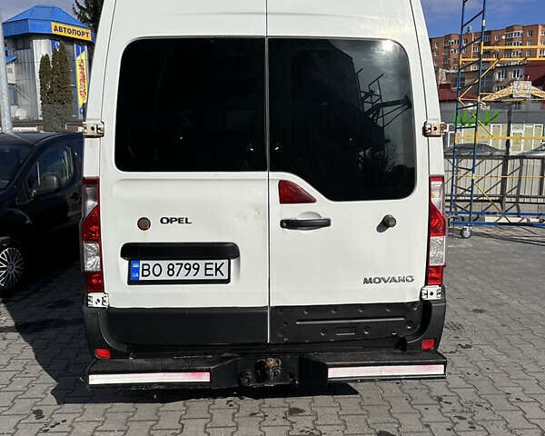 Белый Опель Movano, объемом двигателя 2.3 л и пробегом 358 тыс. км за 9500 $, фото 1 на Automoto.ua