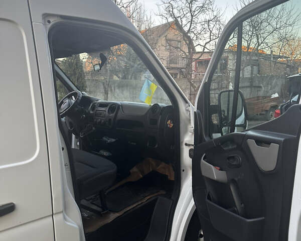 Белый Опель Movano, объемом двигателя 2.3 л и пробегом 297 тыс. км за 11000 $, фото 13 на Automoto.ua