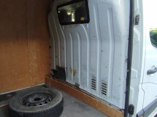Белый Опель Movano, объемом двигателя 2.3 л и пробегом 318 тыс. км за 9800 $, фото 5 на Automoto.ua